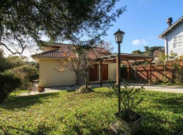 Casa · 175m² · 4 Quartos · 2 Vagas · Casa em  Rua Antônio Francisco dos Santos - Santa Terezinha - Canela/RS