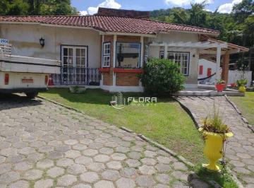 f03a1aecf91a0f2073b0ce0a565c7ccb62a4451a · Casa com 2 dormitórios à venda, 875 m² por R$ 650.000,00 - Serra Grande - Niterói/RJ