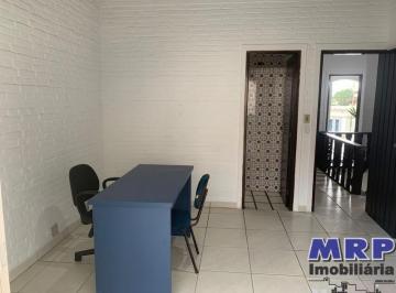 Foto 02 · Sala comercial na Praia da Maranduba, Ubatuba, ao lado da Rodovia.