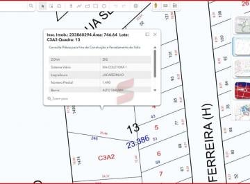 Terreno · 746m² ·     