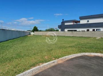 3 · Terreno de 586.38m² no bairro Campeche