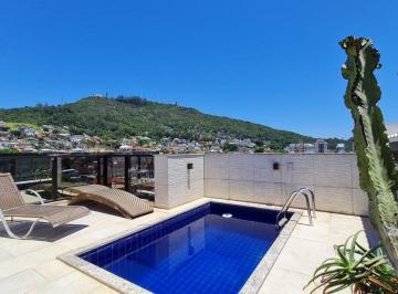 Piscina · Cobertura em Trindade