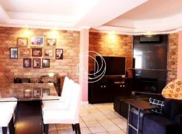 Sala de estar e jantar · Casa Residencial de 190m² com 3 quartos na Agronômica