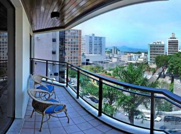 Apartamento · 69m² · 2 Quartos · 1 Vaga · Apartamento de 69m² com 2 dormitórios no Centro
