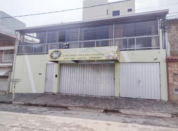 Fachada · CASA COM PONTO COMERCIAL