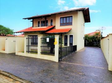 Casa · 240m² · 3 Quartos · 2 Vagas · Linda casa localizada no Bairro das Nações em Timbó