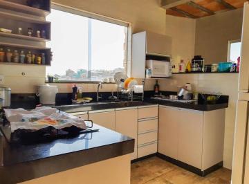 Casa · 272m² · 4 Quartos · 2 Vagas · Casa em Rua Rotariano Celso de Araújo - Diamante (Barreiro) - Belo Horizonte/MG