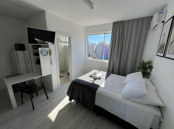 Apartamento · 24m² · 1 Quarto · 1 Vaga · Studio todo reformado e mobiliado, com 1 vaga garagem coberta, andar alto