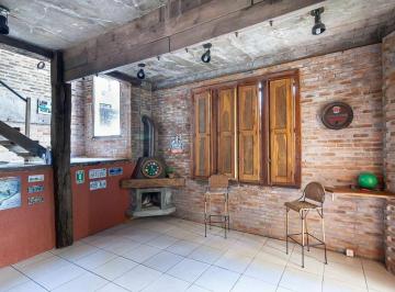 Casa · 200m² · 4 Quartos · 6 Vagas · Casa em Rua Felipe Neri - Auxiliadora - Porto Alegre/RS