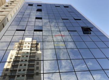 Comercial · 2900m² · 30 Vagas · Prédio comercial ao lado do metro Santana