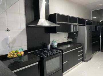 Casa de 3 quartos, São Paulo · Casa com 3 Dorm. Jardim Europa - SP