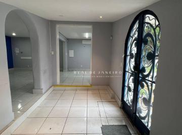 35088f27ceb126e40add73f299307efa08f441c6 · Casa comercial entre Jardins e Pinheiros com estacionamento