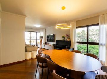 Apartamento · 127m² · 3 Quartos · 2 Vagas · Apartamento de 127m2,com 3 dormitórios sendo 1 suíte. Sala ampla. 2 vagas na garagem