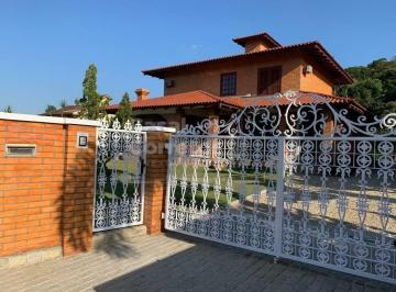 Casa · 420m² · 4 Quartos · 4 Vagas · CASA DE ALTO PADRÃO DE 420m² COM CINCO SUÍTES