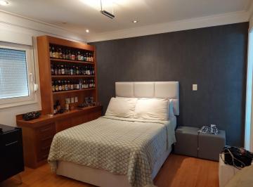 LINDA CASA À VENDA NA BARRA, CONDOMÍNIO RIOMAR, 4 SUÍTES COM CLOSET, ÁREA DE LAZER PRIVATIVA, SALA DIVIDIDA EM VÁRIOS AMBIENTES, CORRETOR CATALDI (21) 98647-3499 · LINDA CASA À VENDA NA BARRA, RIOMAR, 4 SUÍTES, PISCINA, SAUNA E CHURRASQUEIRA