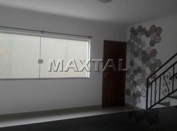 Casa · 75m² · 2 Quartos · 1 Vaga · Sobrado à venda com 2 suítes, cozinha americana, 1 vaga coberta e 1 para moto na região do Lauzane.
