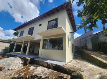Casa de 6 quartos, Águas Claras · VENDO OU TROCO CASA EM TERRENO DE 900 M²!! CASA GRANDE!! aceito troca