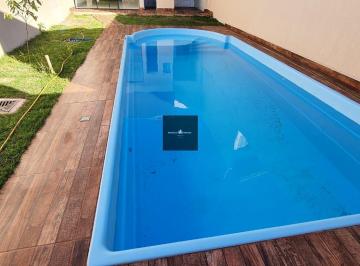 Casa · 130m² · 2 Quartos · 2 Vagas · Sobrado com Piscina Jardim Tijuca
