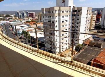 Apartamento · 323m² · 4 Quartos · 2 Vagas · Cobertura com hidromassagem e espaço gourmet no centro da cidade para venda