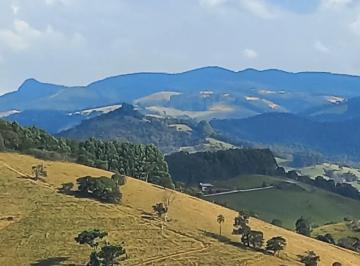 Rural , Gonçalves · Lindo Terreno com Vista Deslumbrante, Nascente e Ótima Topografia