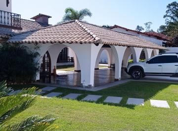 Casa de 5 quartos, Araruama · Casa na Pontinha ARARUAMA c/4 suítes, salão de festas, piscina, etc. IMPERDIVEL