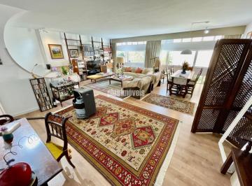 Casa · 256m² · 3 Quartos · 3 Vagas · Jardim Hípico - Casa de Vila Terrea