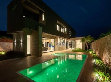 Área da Piscina · SOBRADO à VENDA MOBILIADO, NO INTERIOR, 4 SUÍTES, PISCINA, ÁREA GOURMET INTEGRADA em Cond. Fechado T