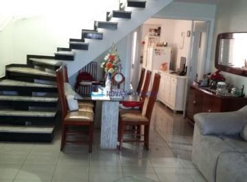 Casa · 207m² · 3 Quartos · 6 Vagas · Sobrado com 3 suítes na Vila Mariana.