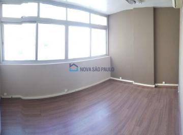 Comercial · 74m² · 4 Vagas · Sala comercial