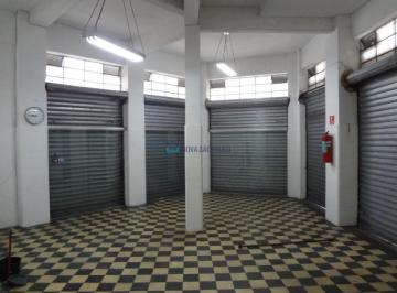Comercial · 162m² · 1 Vaga · Salão comercial de 162m² de esquina com subsolo em excelente localização