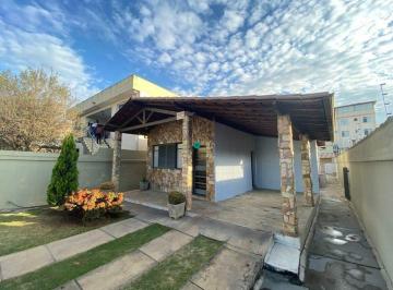 Casa · 140m² · 3 Quartos · 2 Vagas · Casa para aluguel, 3 quartos, 2 vagas, Centro - Vespasiano/MG