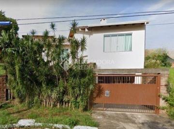 376378_ii6iOImK1Q13v3z8F5V1_37637862b0c9a737d06.jpg · Casa com 3 Dormitórios, 2 Suítes e Amplo Terreno em Rua Tranquila com Vista Perene