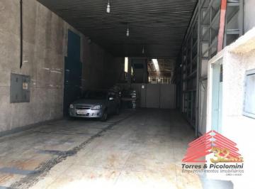 Foto 02 · Galpão para Venda e aluguel na Mooca com 500 metros de área construída e 300 de vão livre com escrit