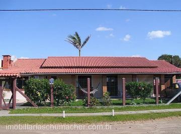 Casa · 4 Quartos · 1 Vaga · Casa à venda - no Centro