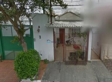 Casa · 130m² · 6 Quartos · 1 Vaga · Imóvel para renda extra com 3 casas.