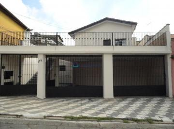 Casa · 216m² · 3 Quartos · 2 Vagas · Casa com casinha nos fundos