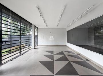 Comercial · 180m² · 4 Vagas · Loja comercial com 180 m² para locação no bairro Portão em Curitiba