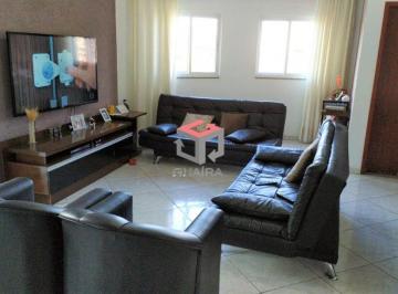 Casa · 220m² · 3 Quartos · 4 Vagas · Sobrado 220 m² Localizado No Bairro Las Vegas Santo André - SP 