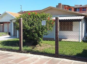 Casa · Casa à venda - no Centro