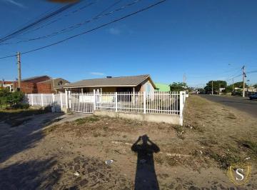 Casa · 2 Vagas · Casa à venda - em Cidreira