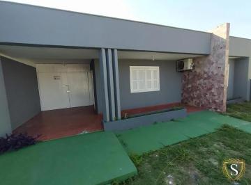 Casa · 4 Quartos · 2 Vagas · Casa à venda - no Centro