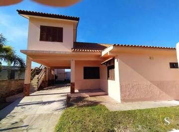 Casa · 3 Quartos · 2 Vagas · Casa à venda - em Cidreira