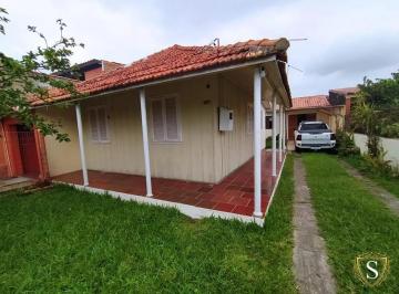 Casa · 2 Quartos · 1 Vaga · Casa à venda - no Centro