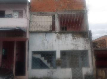 fmuafyo2nwjhogrjmgqwyze1_md · Casa triplex à venda na Fazenda Coutos