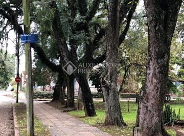 Pça esquina rua Aracaí. · TERRENO NA RUA CARAVELAS - 330 M2