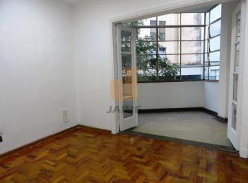 Comercial · 118m² · Bem localizado na região Centro, serve como comercial ou residencial, próximo à Praça da República.