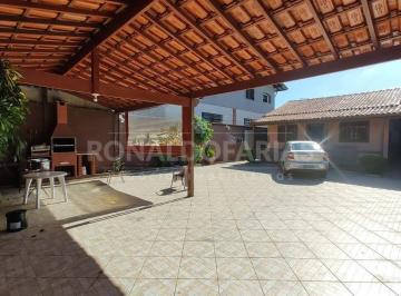Casa · 420m² · 3 Quartos · 5 Vagas · Casa à Venda  ou Locação em Veleiros com 3 Dormitórios 1 Suíte e 5 Vagas de Garagem