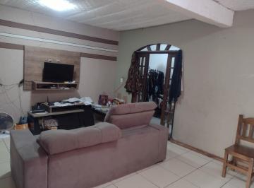 Casa · 75m² · 2 Quartos · 2 Vagas · Casa Duplex na principal do bairro!