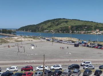 Apartamento · 240m² · 3 Quartos · 1 Vaga · Cobertura com piscina e 3 Dormitórios (1Suíte) no Mar Grosso, Laguna