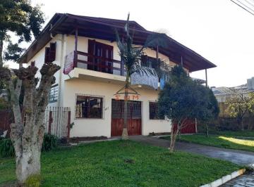 Casa · 240m² · 3 Quartos · 2 Vagas · Casa com sala comercial